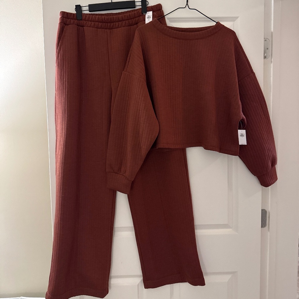 Matching bounce fleece set